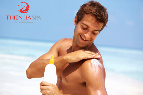 Nam giới thường chủ quan trong việc bôi kem chống nắng dẫn tới gây nám da